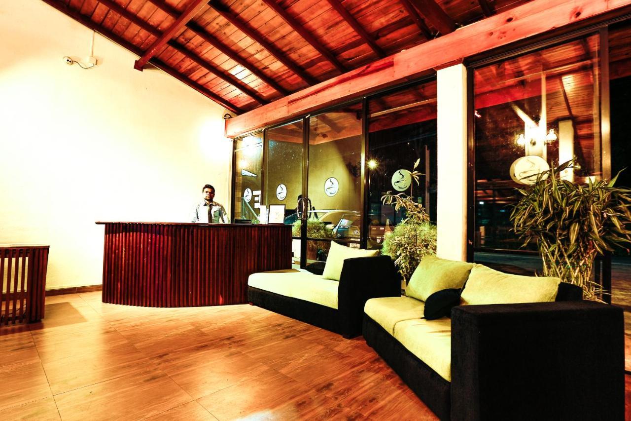 Thuruliya Hotel Ramboda Buitenkant foto
