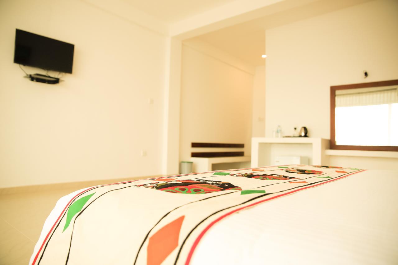 Thuruliya Hotel Ramboda Buitenkant foto